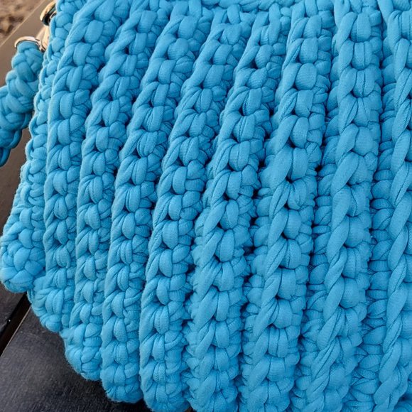 Handcrafted Crochet Sea Shell Handmade Bag, Shoulder Bag, Woven Purse, Knit Bag - Picture 2 of 4